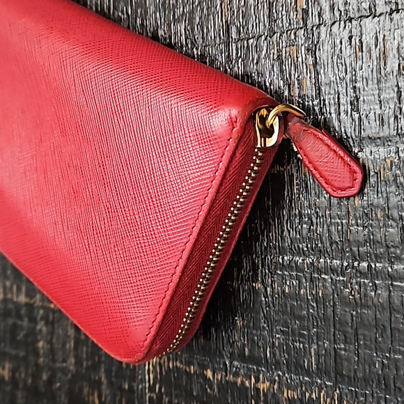 Prada Long Zip Wallet - Picture 6 of 6
